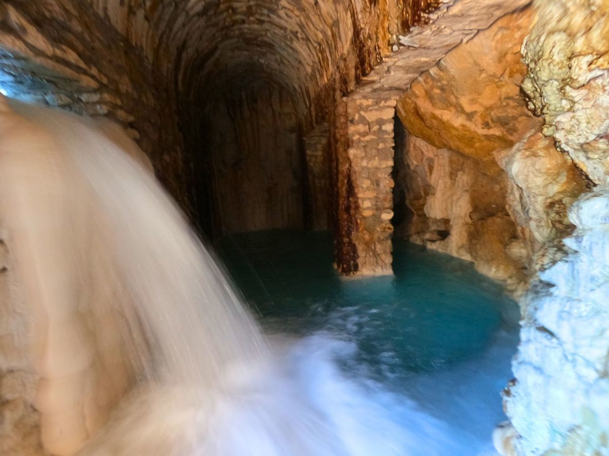 el túnel termal de tolantongo es un vapor natural