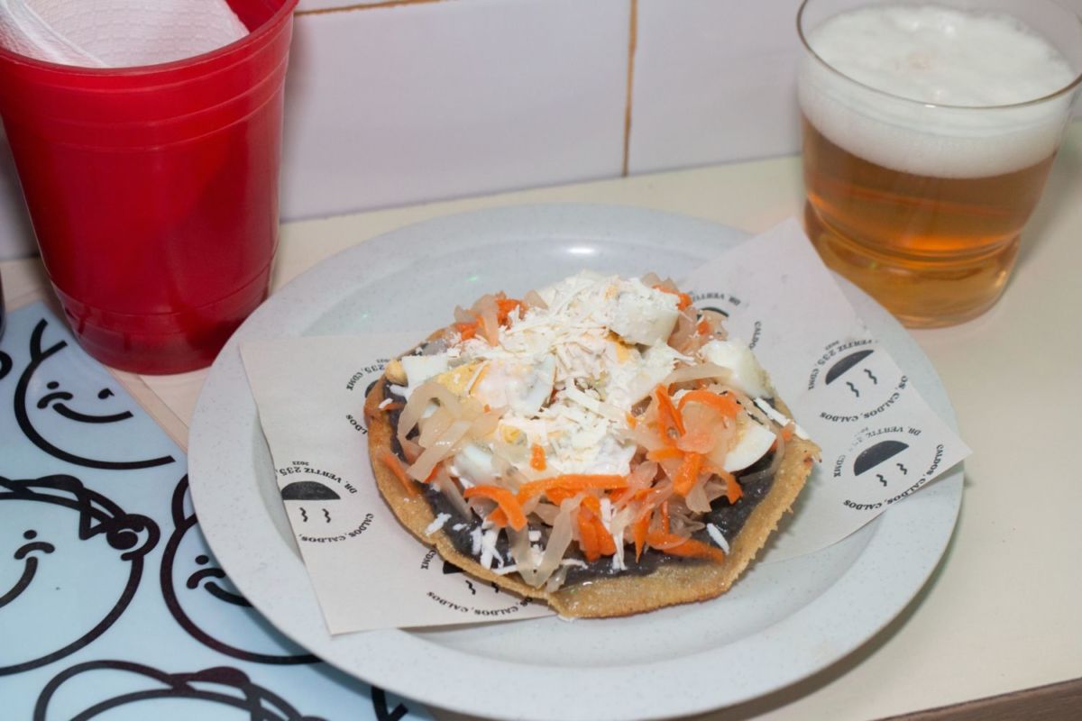 Restaurante de caldos en la Doctores 