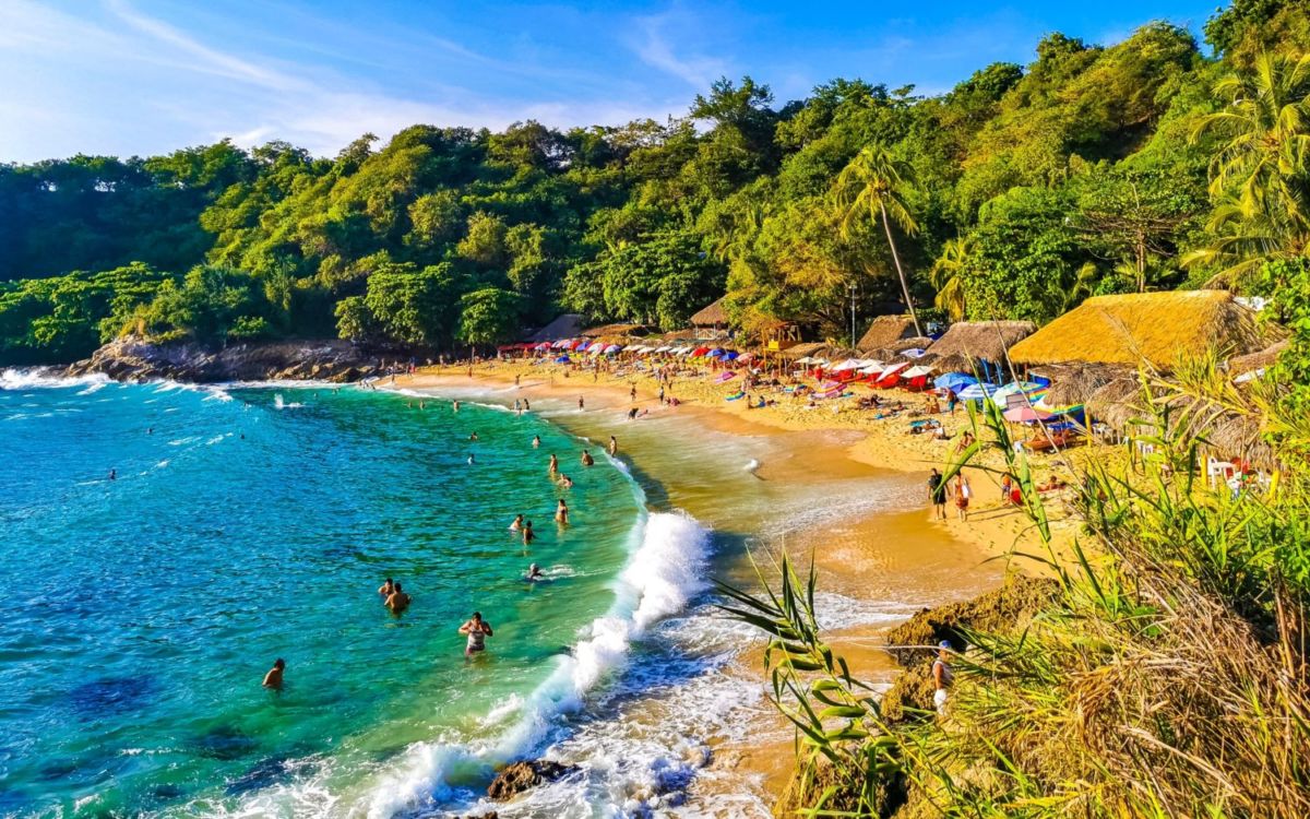 Playa Carrizalillo en Puerto Escondido, Oaxaca