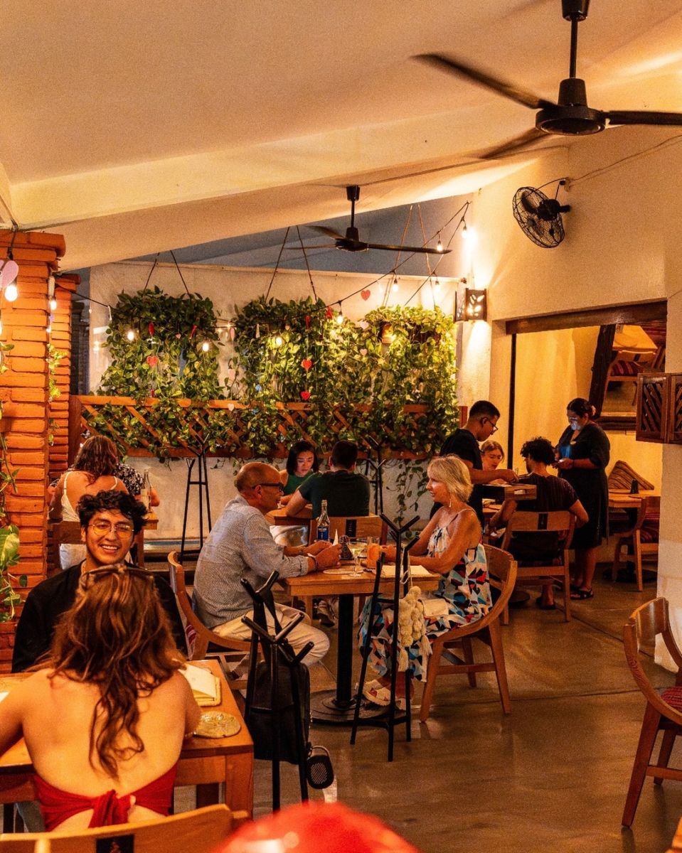 Restaurante Almoraduz en Puerto Escondido