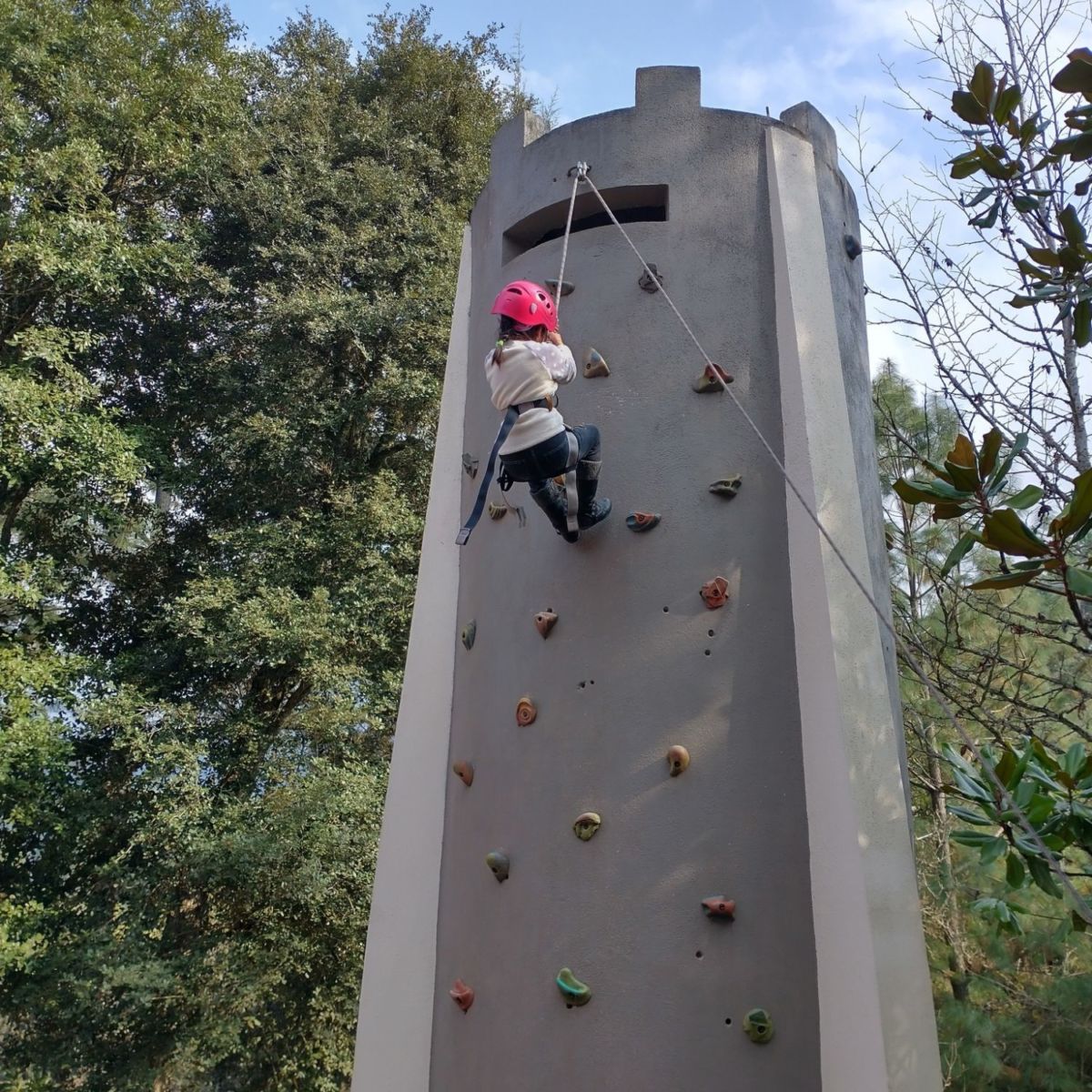 Escalada de muro para los niños en el Salto de Quetzalapa