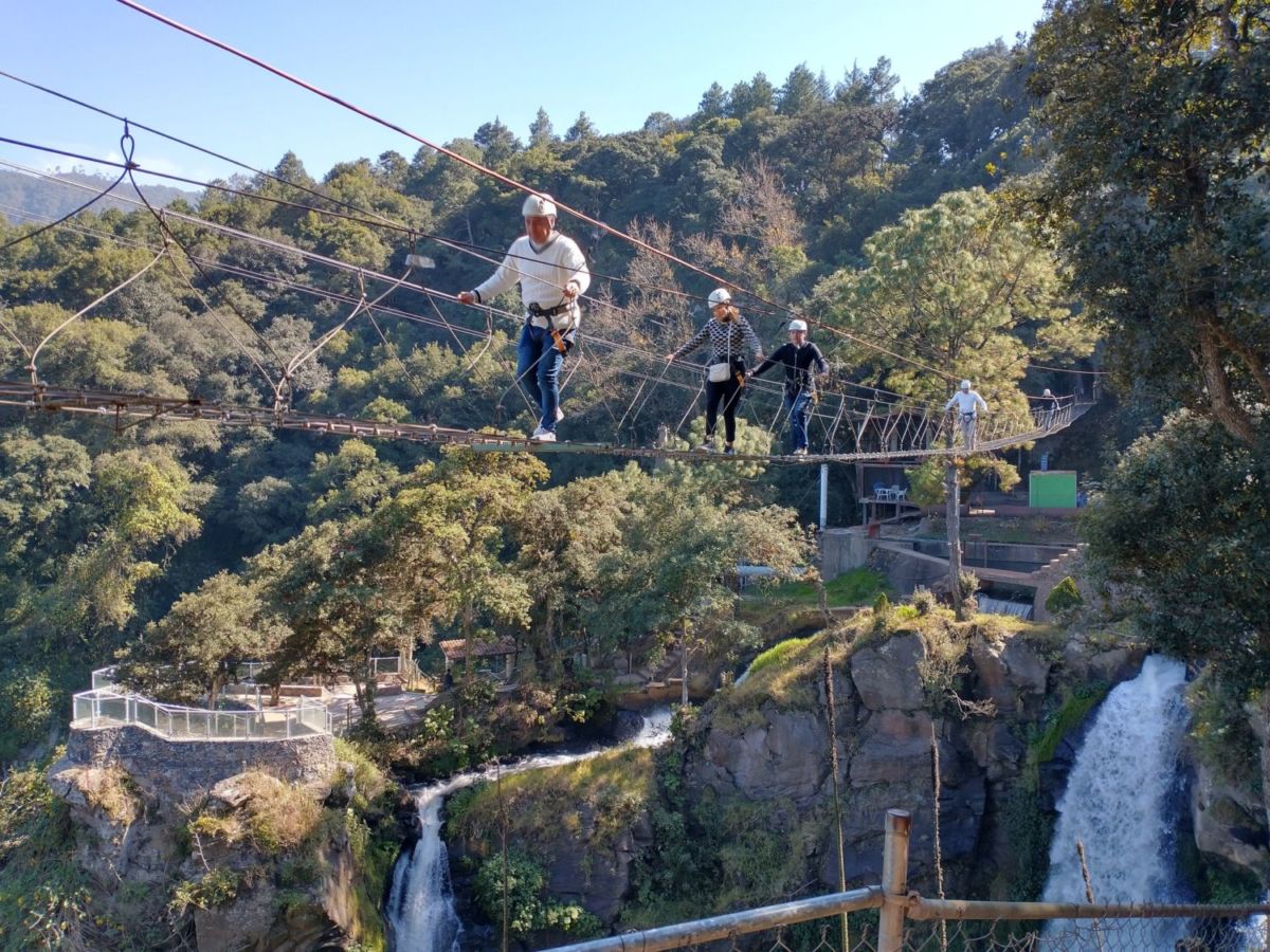 Parque Ecoturístico Salto de Quetzalapan entre el los Pueblos Mágicos de Chignahuapan y Zacatlán de las Manzanas