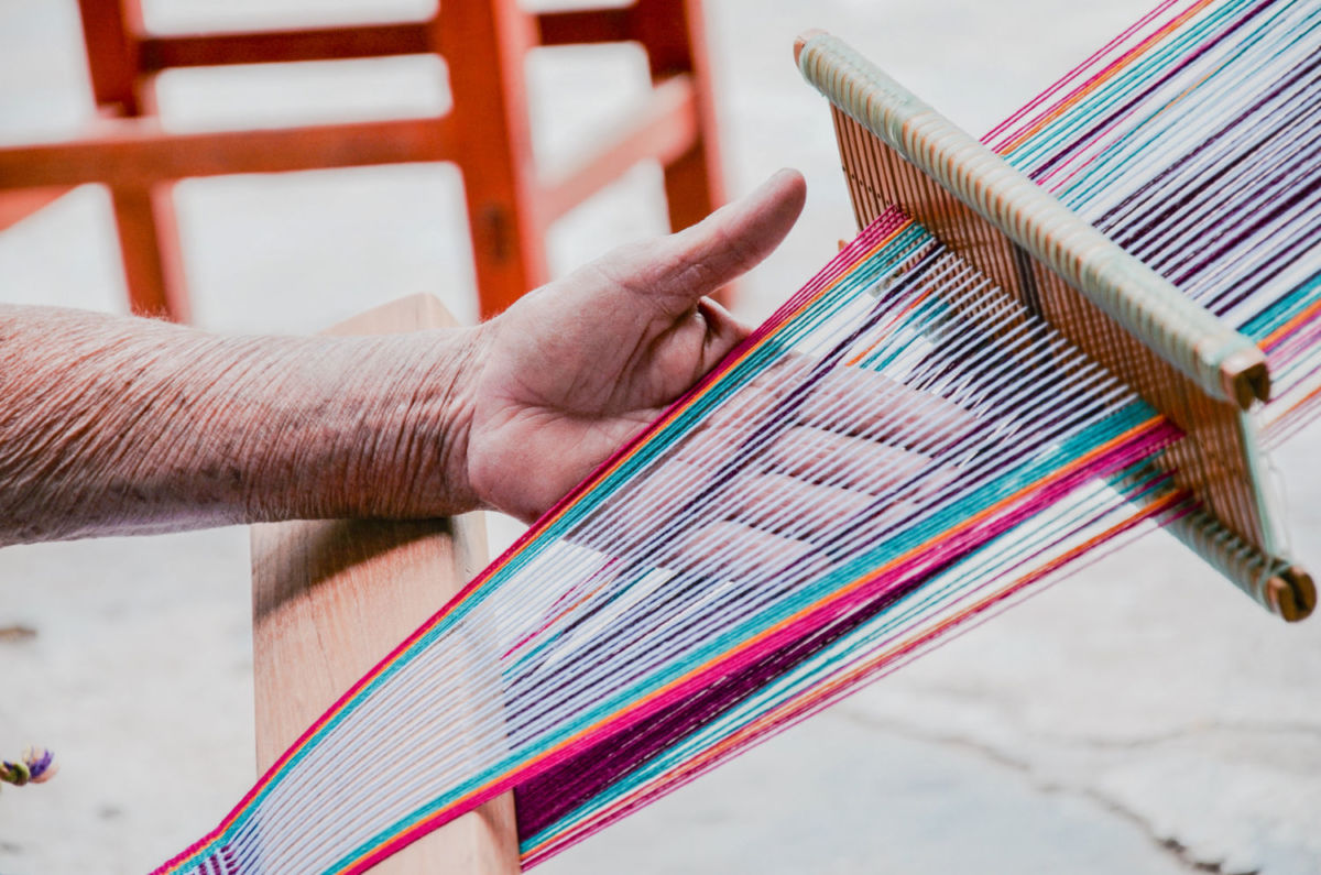 Telar de cintura para la fabricación de los rebozos