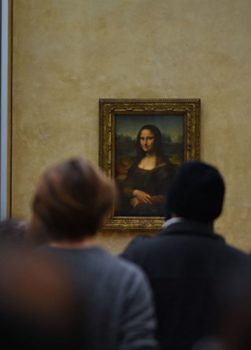 El cuadro de La Mona Lisa expuesto en el Museo de Louvre 