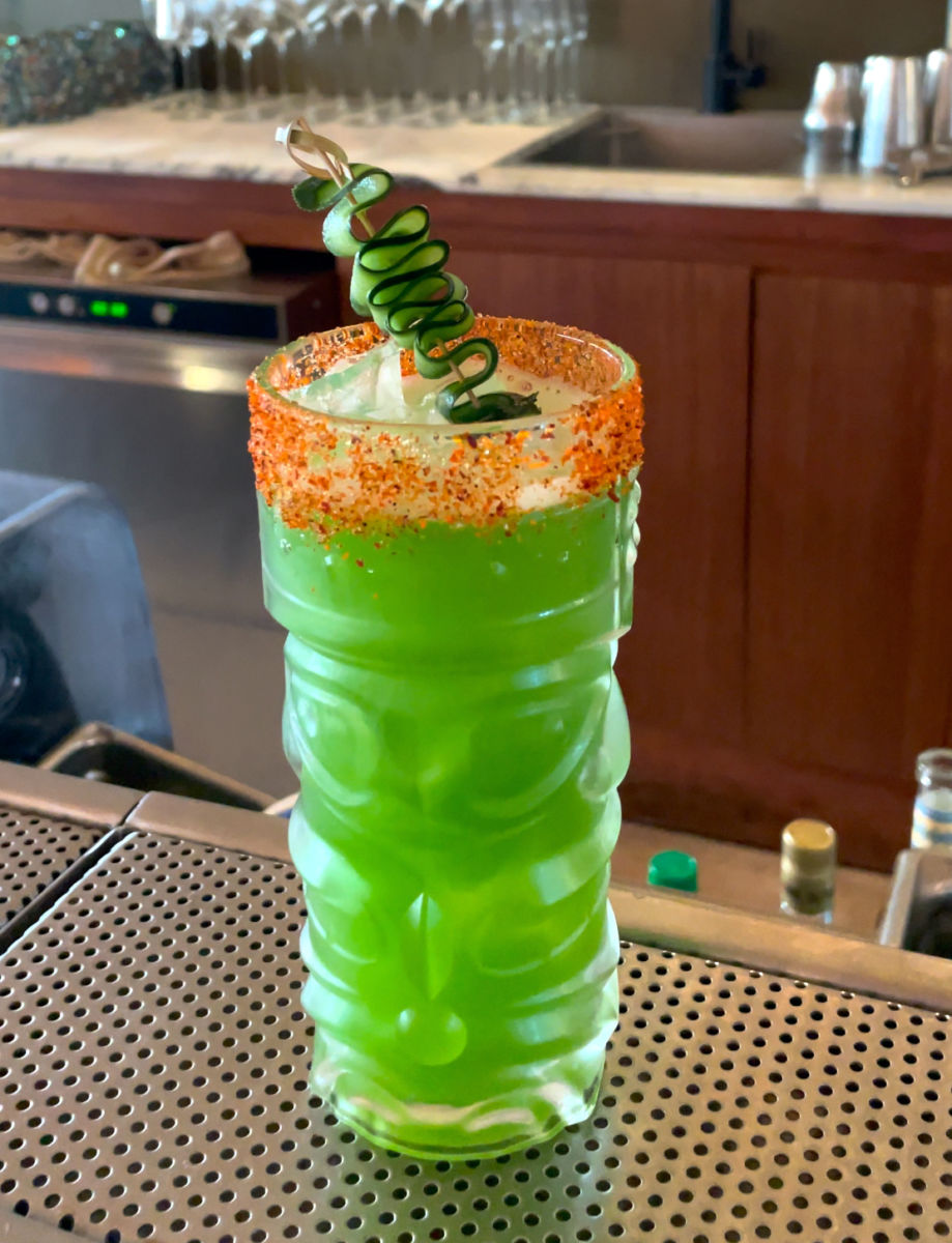 Aguachile mezcalina, un cóctel exclusivo de St Regis Punta Mita