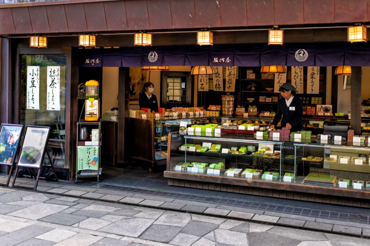 Tienda de productos de té verde en Uji, Kyoto. 