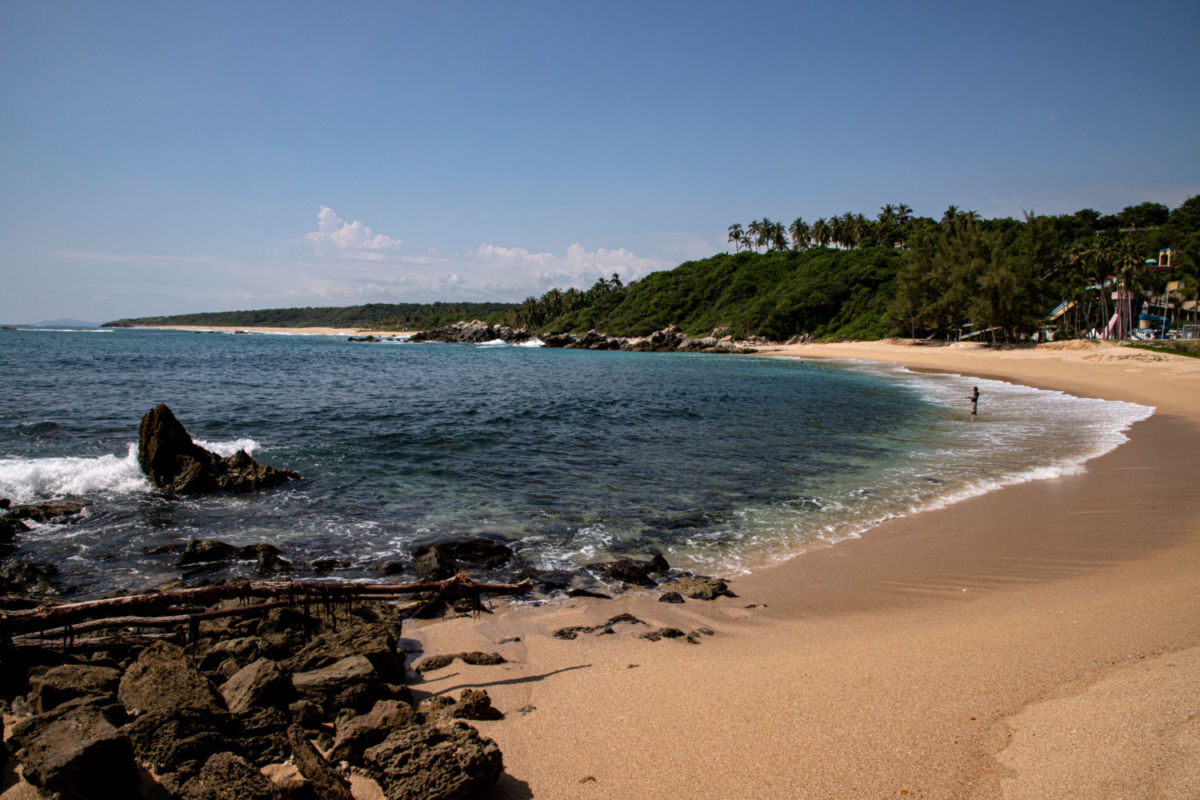 Playa Coral es un destino famoso en Oaxaca para hacer snorkel