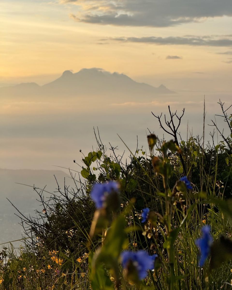 Vistas hacia La Mujer Dormida 