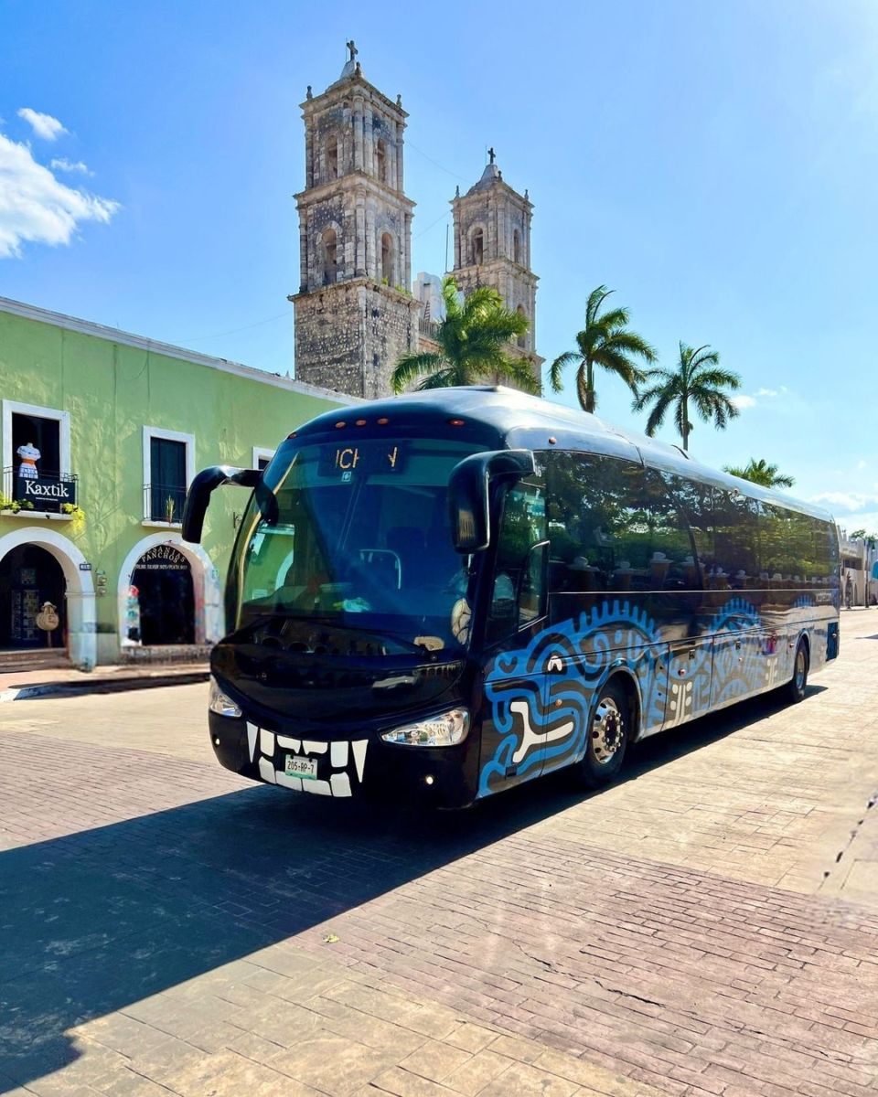 Camión panorámico de Xcaret Expeditions