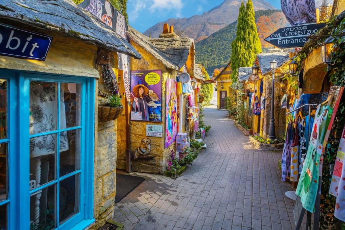 Las calles de Yufuin son perfectas para largos recorridos a pie