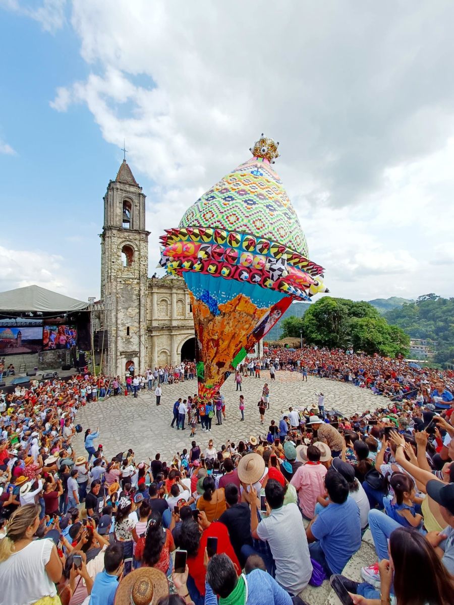  Festival Internacional de Globos de Papel de China en Zozocolco de Hidalgo