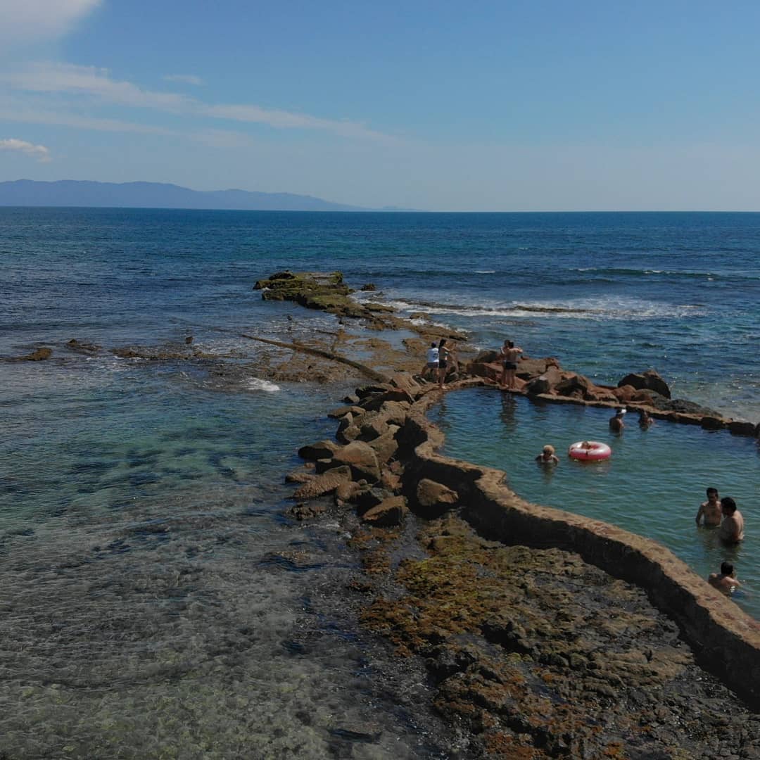 alberca en la playa de Punta Mita 