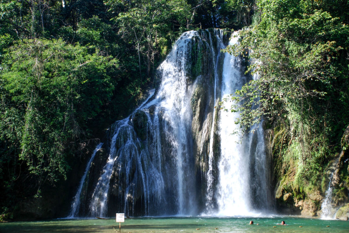 Las cascadas de Tamasopo se componen de tres caídas de agua