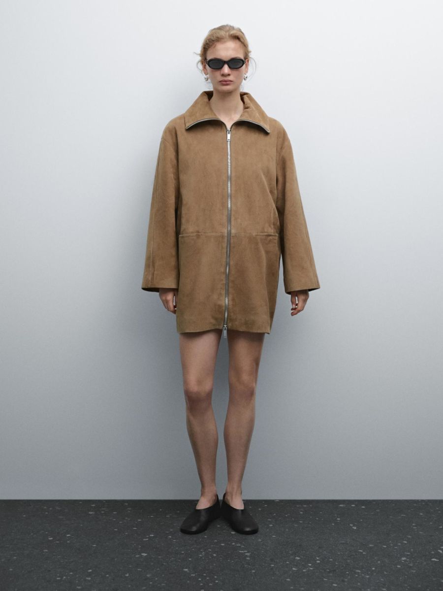 chamarras color ocre en tendencia 2025