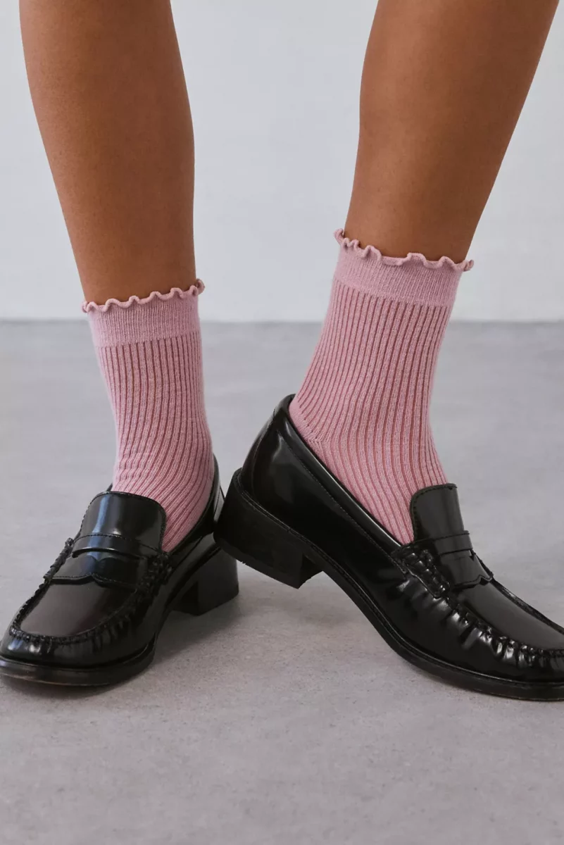 calcetines de colores tendencia 2025