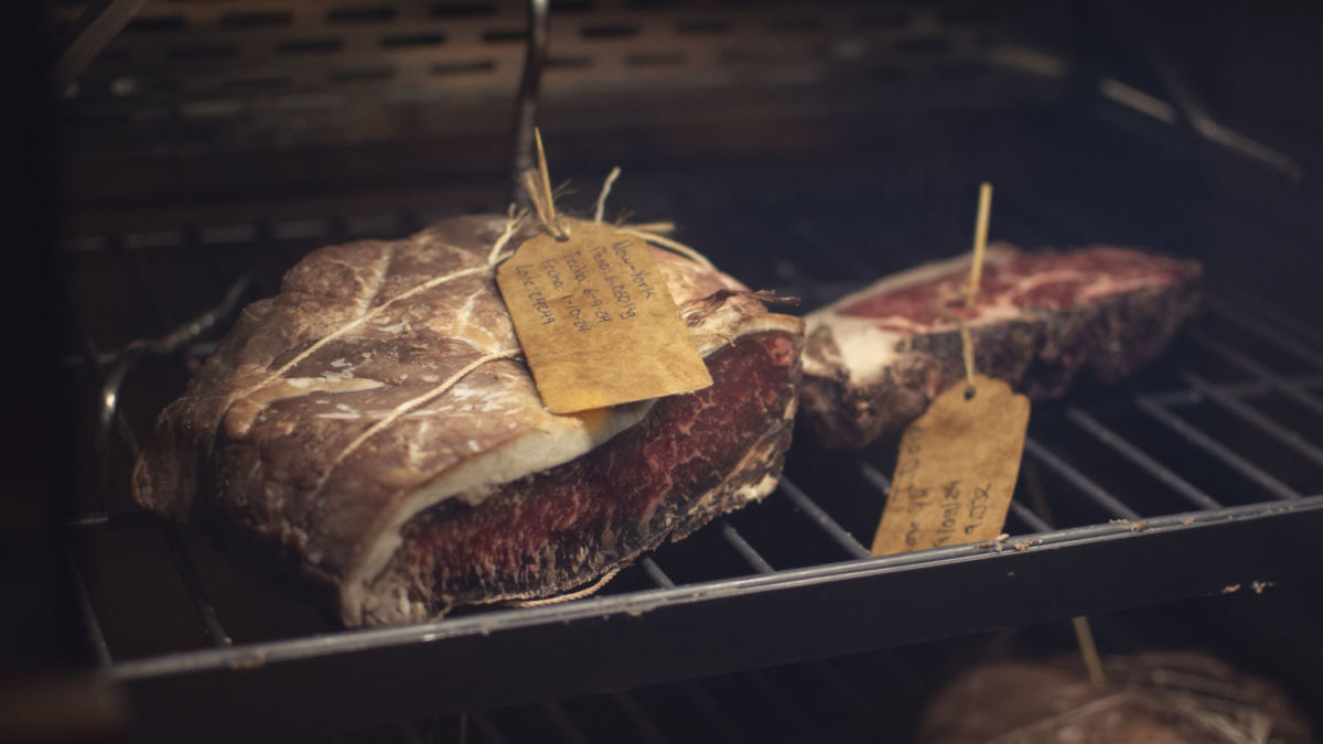 Gardela es los pocos lugares que sirven cortes de carne dry aged en la Roma