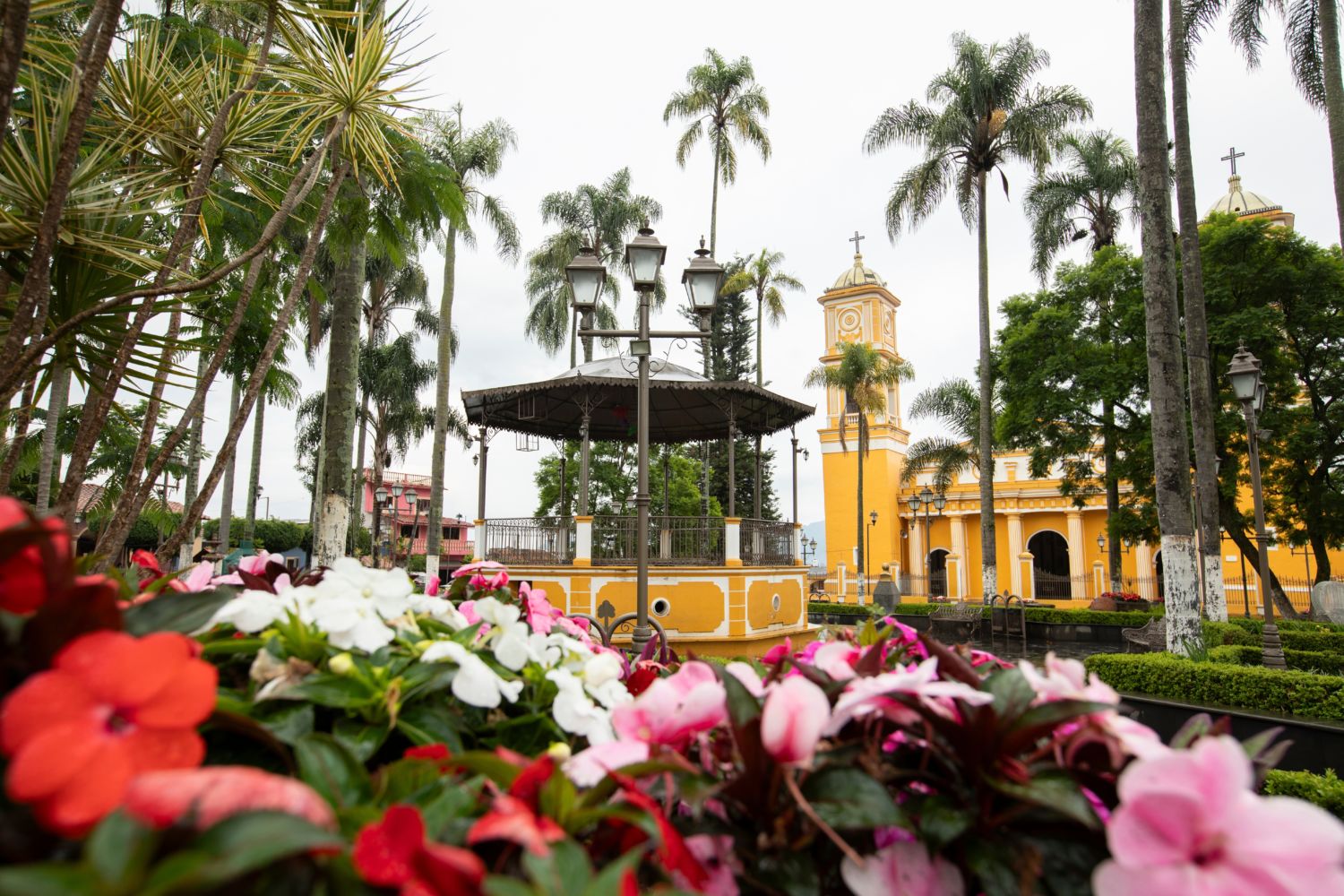 El precioso pueblito amarillo de México que no es Izamal y tiene un ...