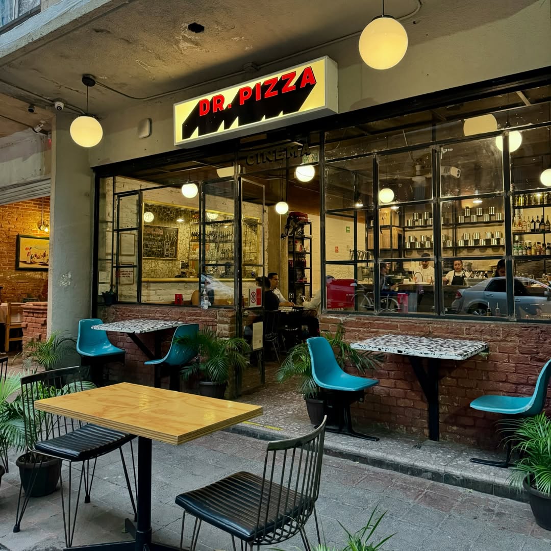Una de las sucursales de Dr. Pizza 