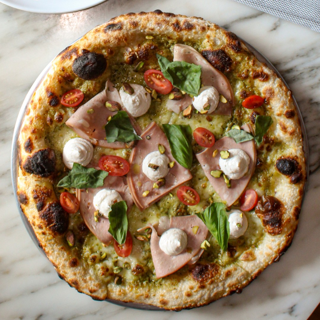 Pizzas de estilo californiano en Milk Pizzería