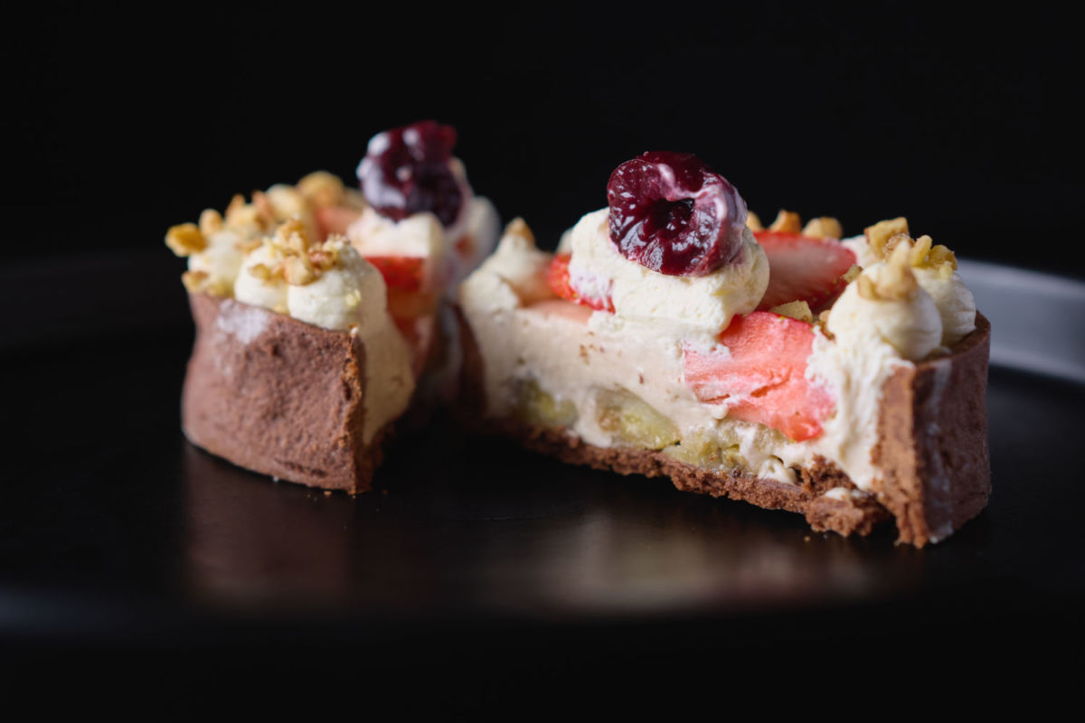 El Chef Martín Marín reinterpreta el banana split y crea un postre tan dulce como creativo