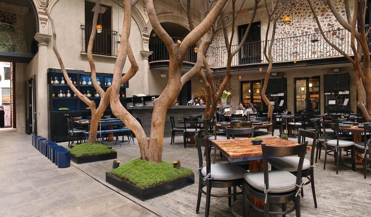 Ya lo sabías y se te olvida, pero este es el edificio más romántico del Centro Histórico y te decimos todo lo que hay dentro 