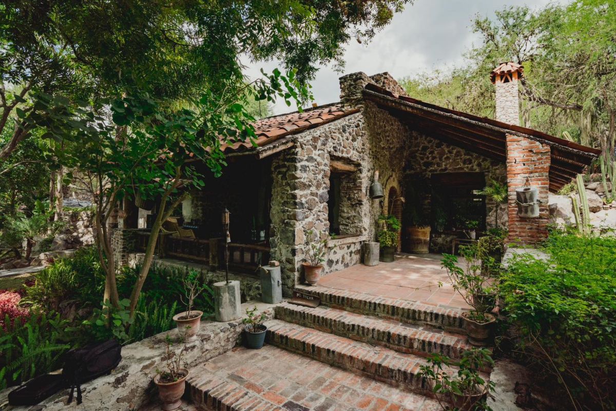 Cabañas todo incluido con un manantial privado a 2 horas de la CDMX