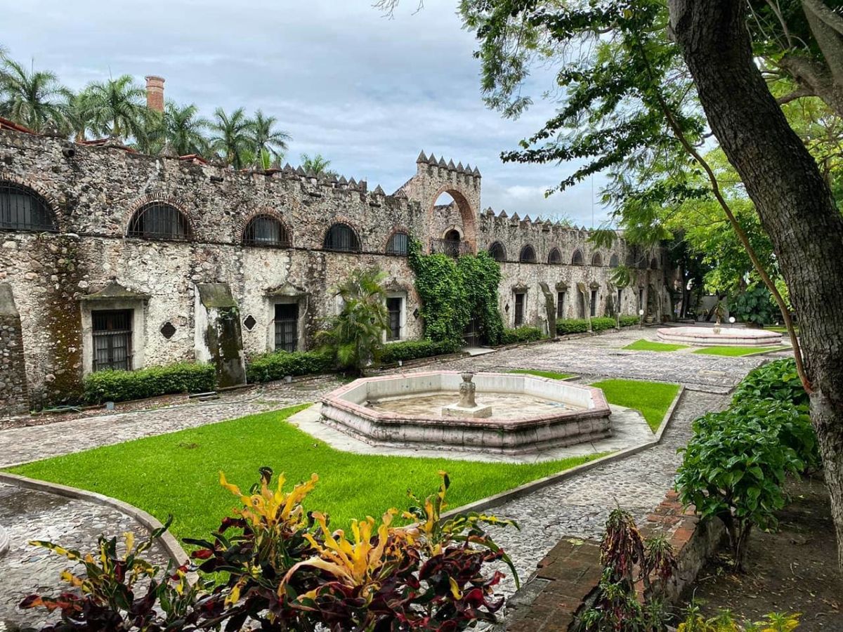 Hacienda San José de Vista Hermosa, a 15 minutos del Lago de Tequesquitengo