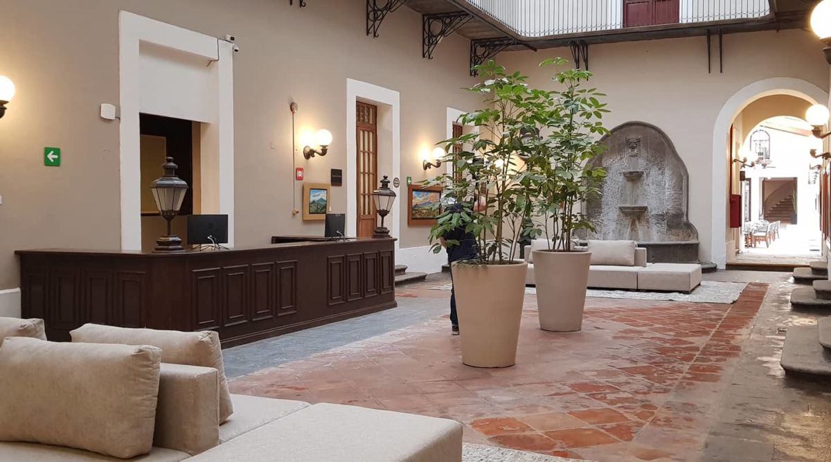 Este hotel se ubica en una antigua casona restaurada 