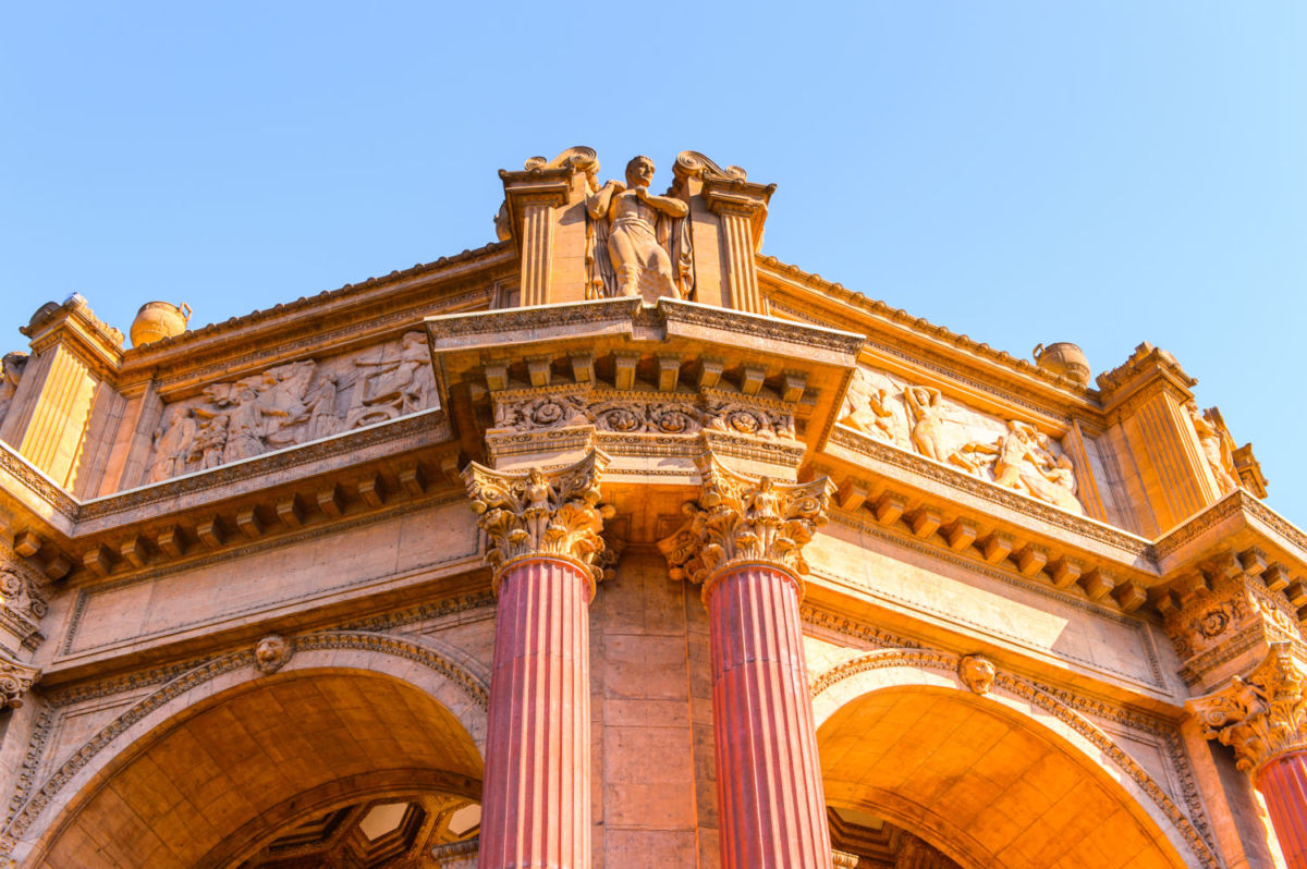 El Palacio de Bellas Artes de San Francisco es una obra del arquitecto Bernard Maybeck