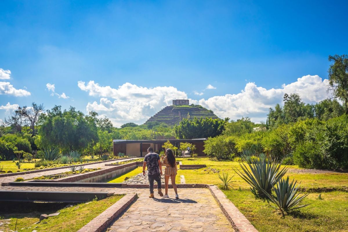  Zona Arqueológica y Museo de Sitio El Cerrito, en Querétaro