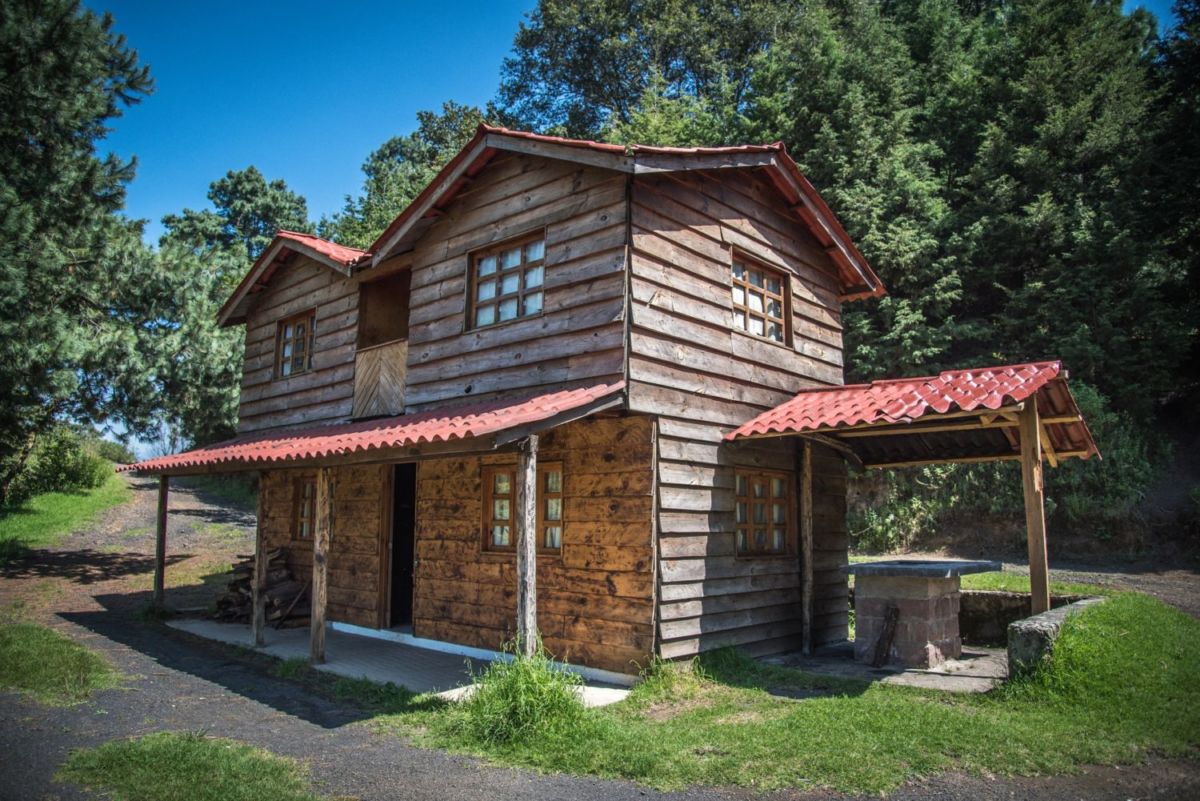 Cabañas rústicas en El Rancho La Mesa