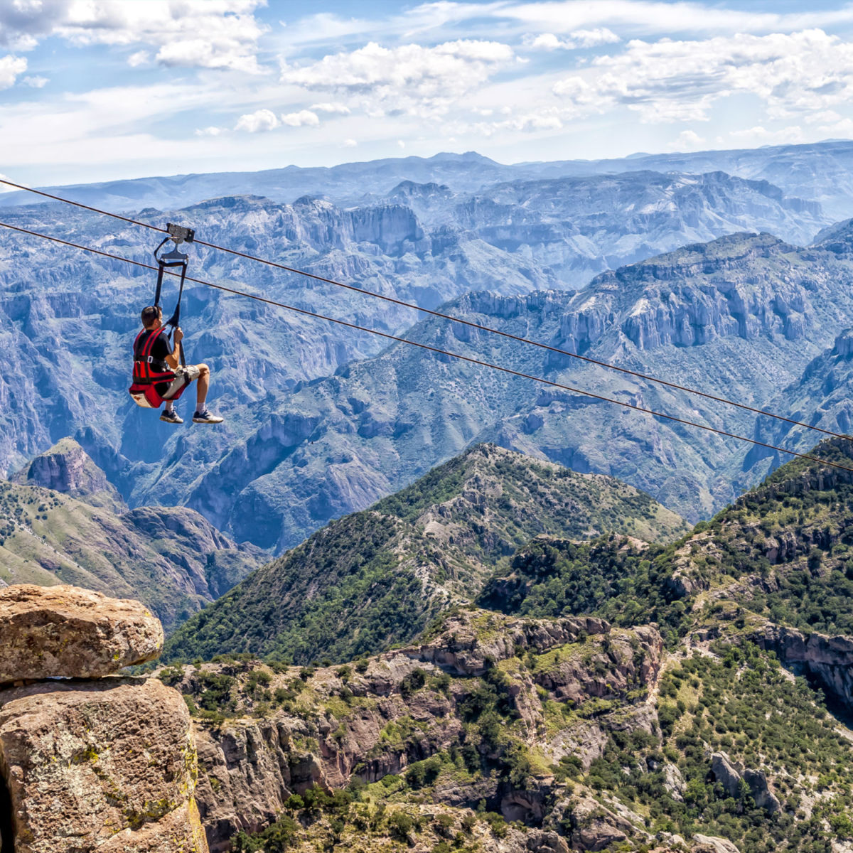 Parque Barrancas es sede de la tirolesa más larga del mundo