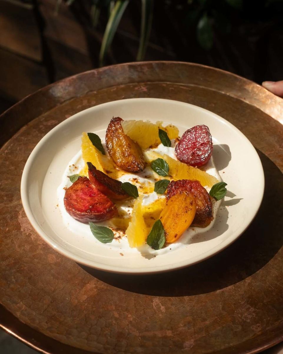 Cuando salgo con esa persona que adora comer, la llevo a uno de estos 5 restaurantes en la Condesa