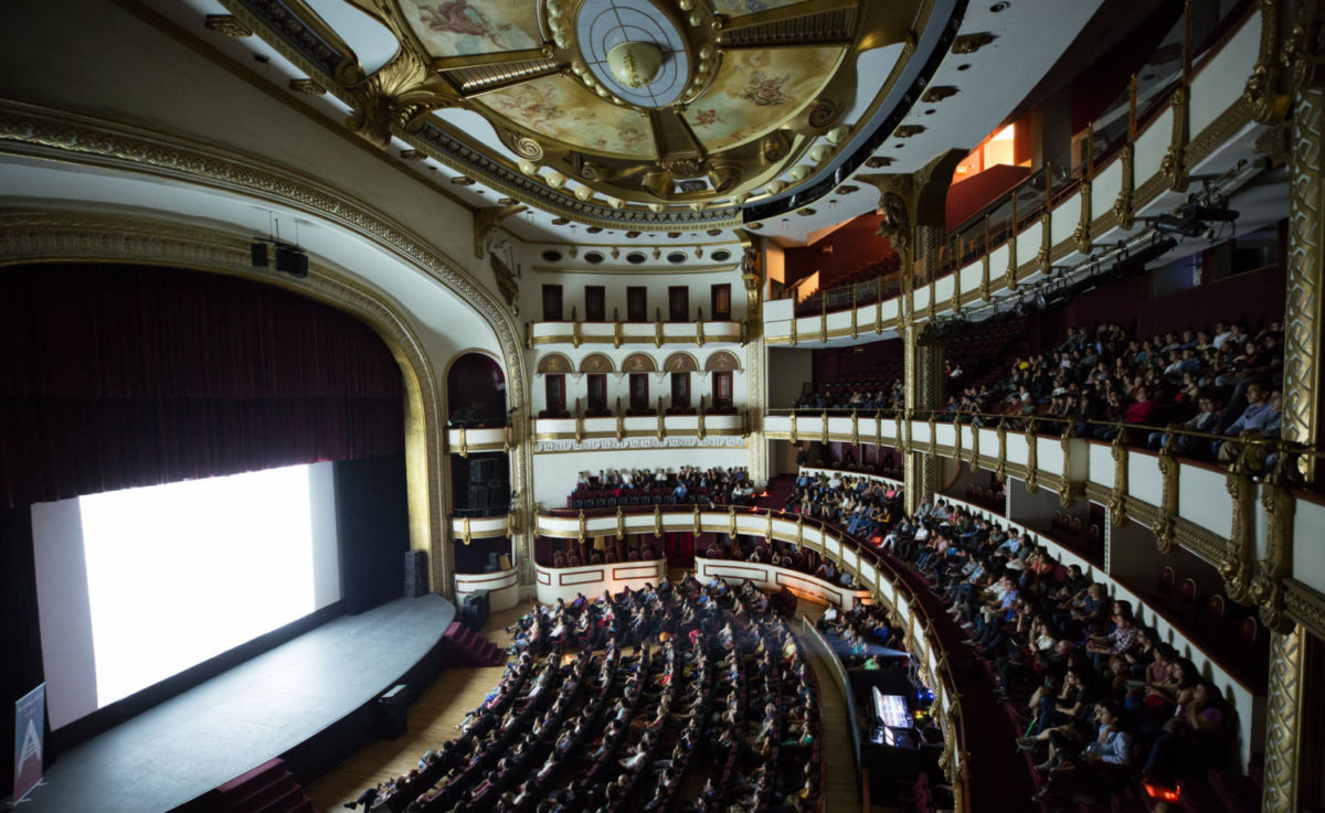 Ambulante en el Teatro Esperanza Iris 