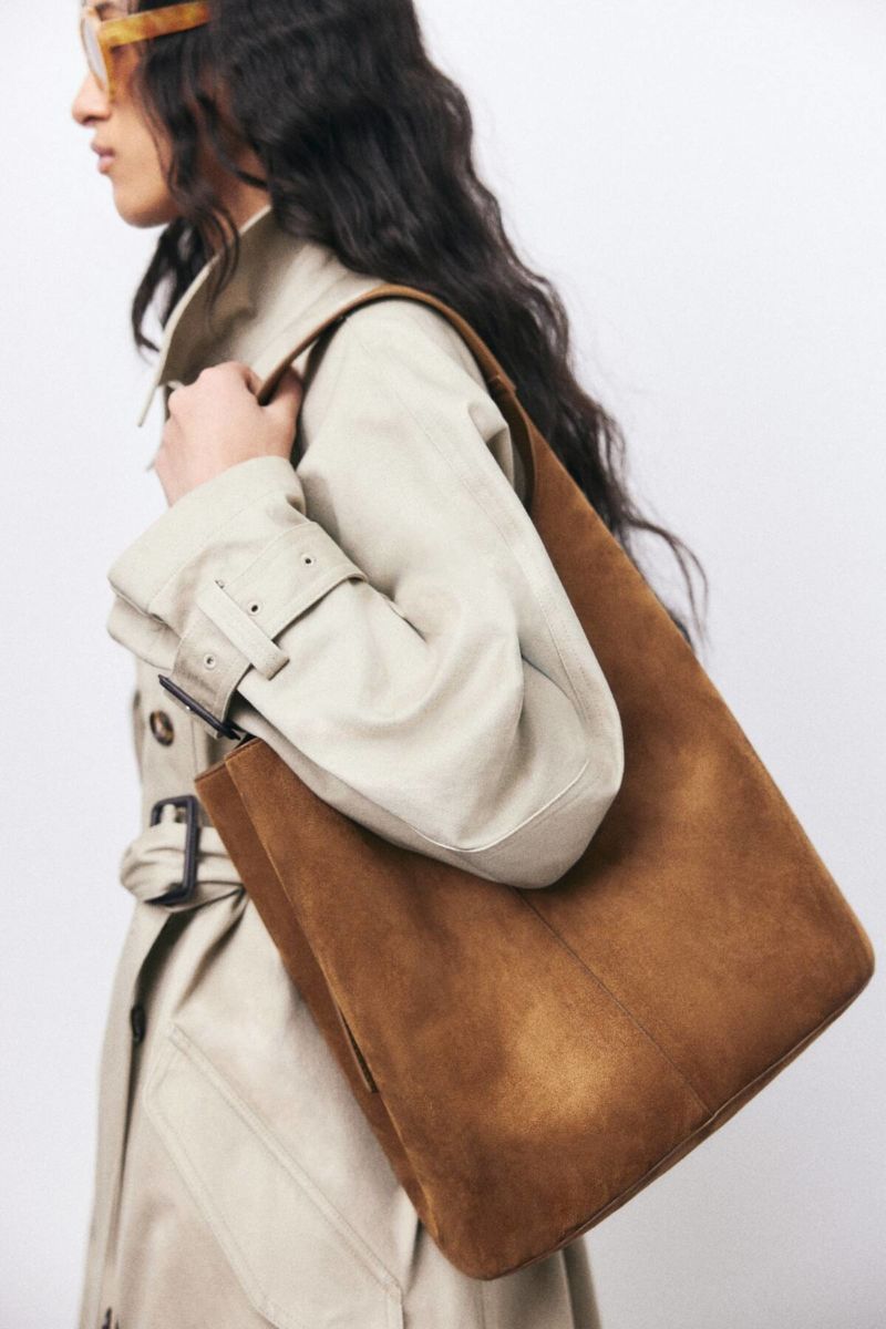 Los bolsos de ante están en tendencia este año