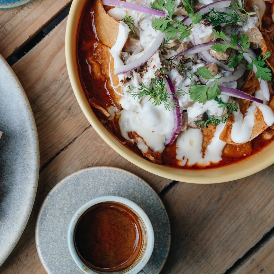 La chef Denisse Pérez creó el menú de desayunos 