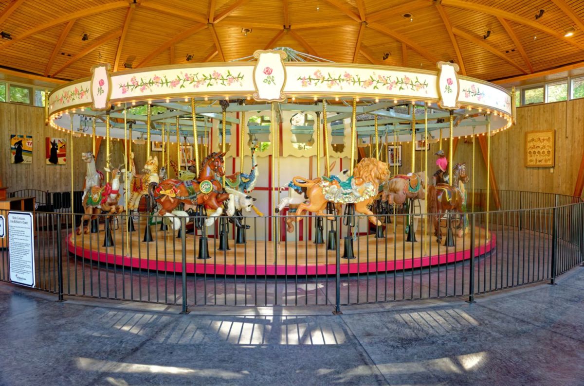 Menagerie Carousel en butchart gardens