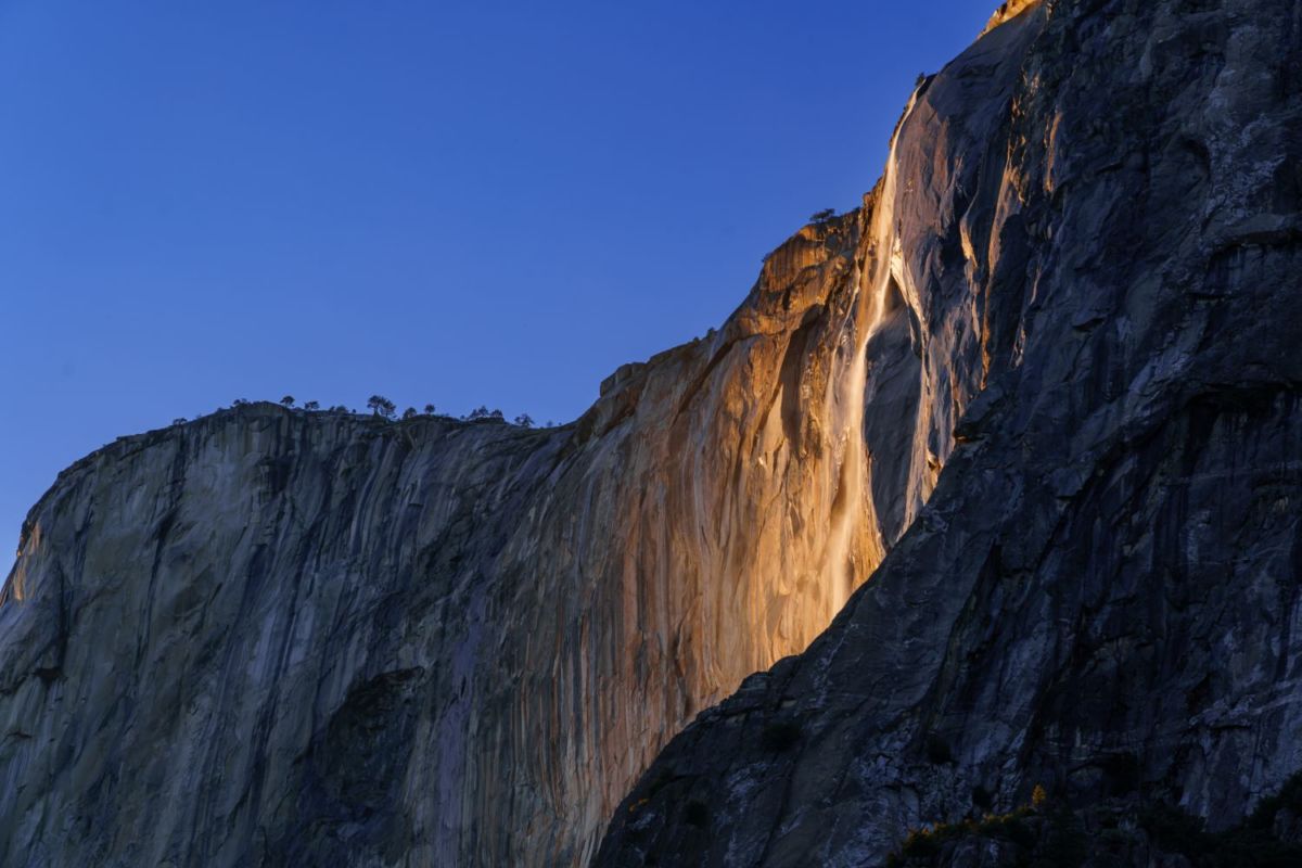 Este fenómeno natural ocurre durante el atardecer.