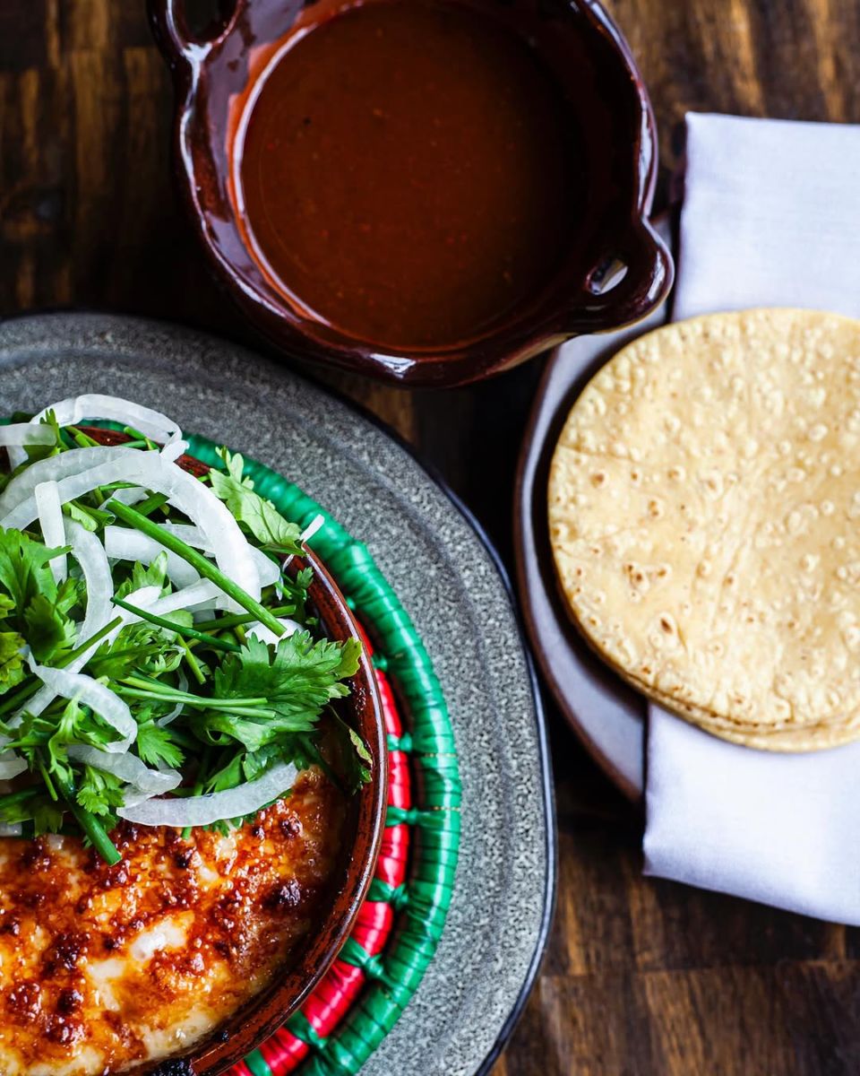 Mi Tocaya Antojeria sirve platos de la cocina mexicana 