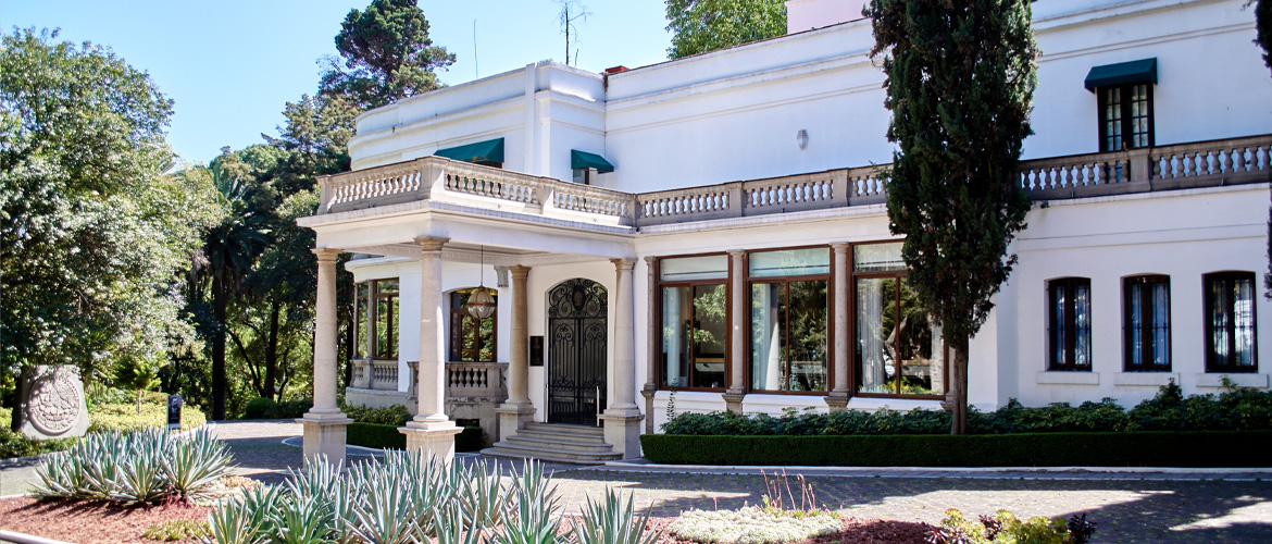 Casa Presidencial Lázaro Cárdenas en el Complejo Cultural Los Pinos