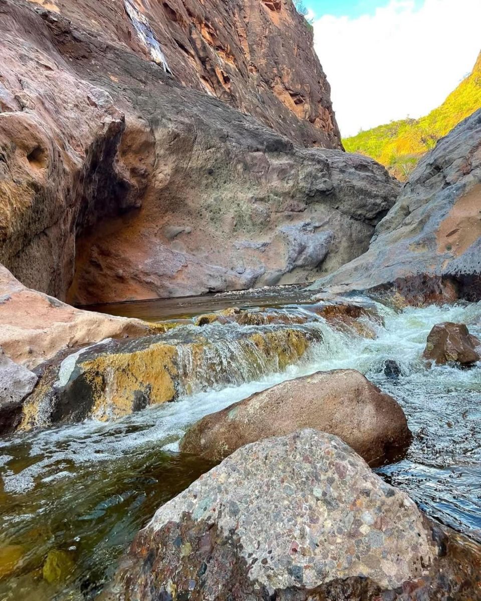 Pozas de agua en el Cañón del Mezquite