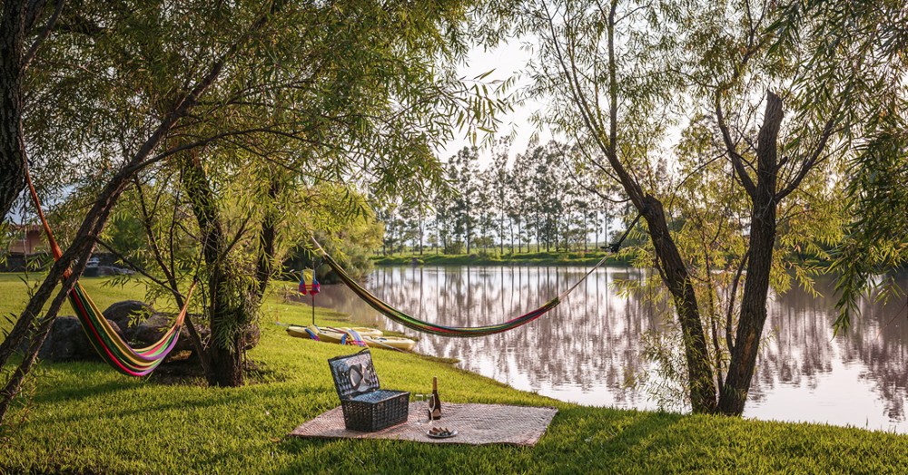 picnic junto a un lago jalisco
