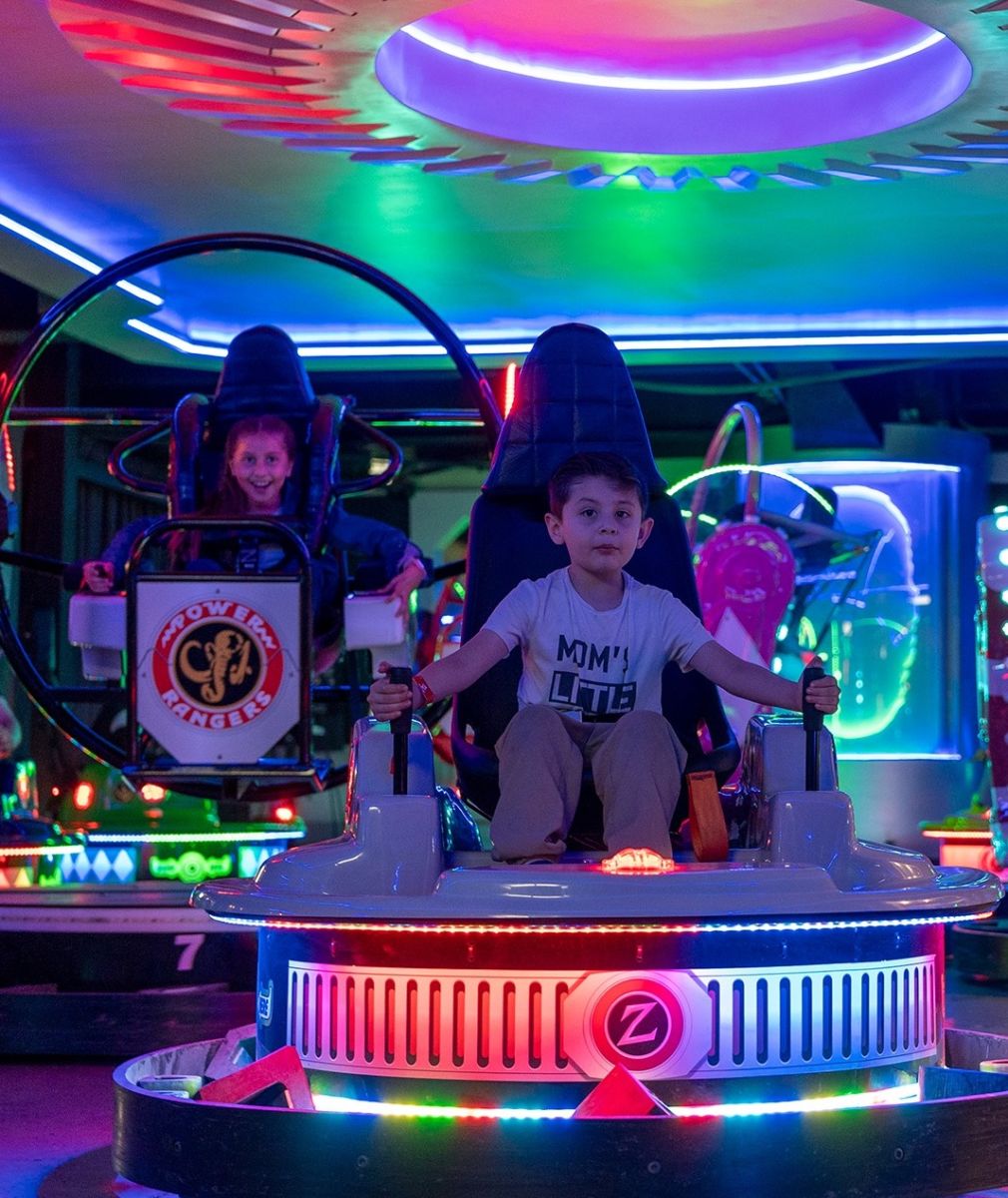 20 atracciones mecánicas y 40 juegos interactivos en Hasbro City 