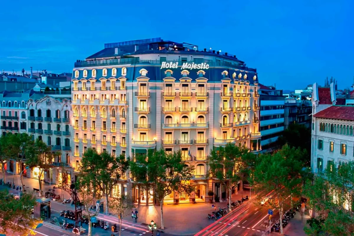 Hotel Majestic Barcelona en colaboración con el Hotel Marquis de la CDMX