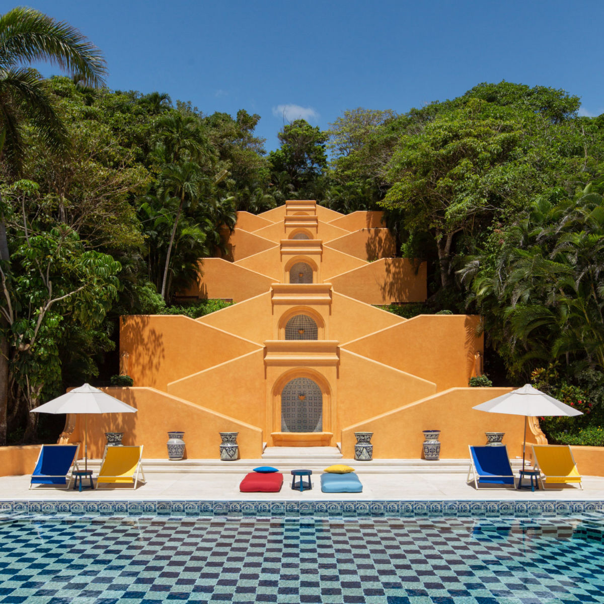 Casa Cuixmala se localiza en Careyes, Jalisco 