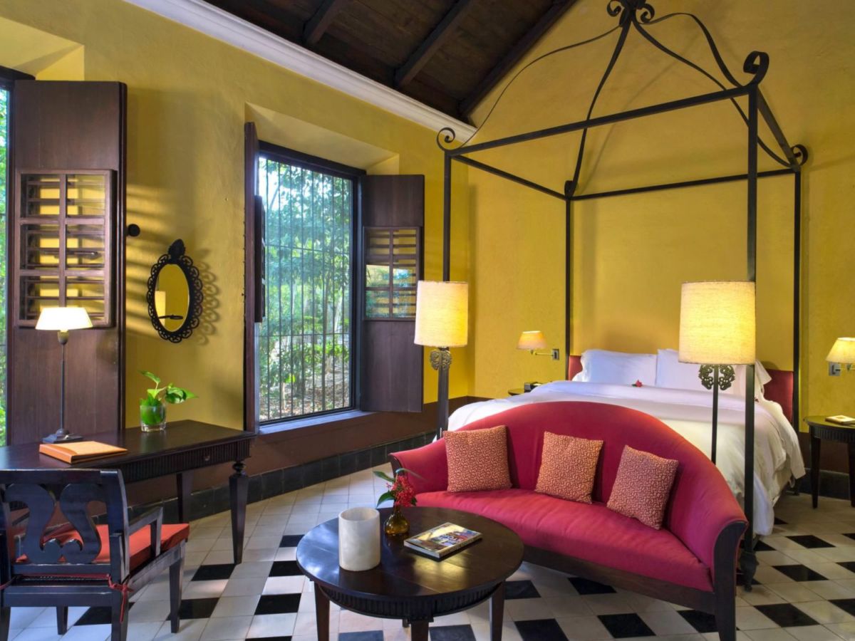 alojamientos amarillos 