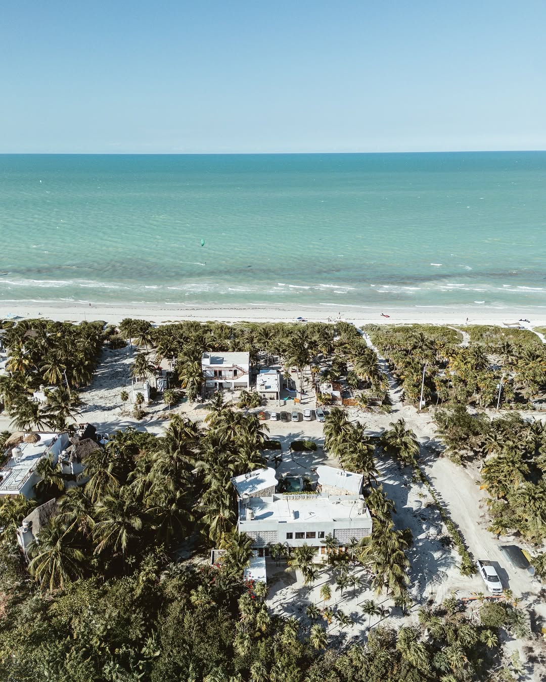 Playa El Cuyo se ubica a 3 horas de Mérida, en Yucatán