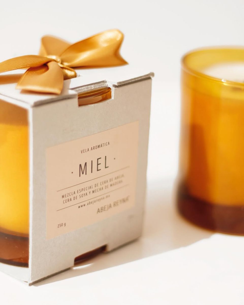 Vela aromática de miel. 