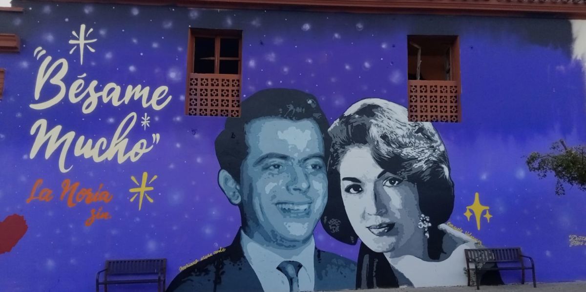 Mural de Consuelo Velázquez y su esposo, Mariano Rivera