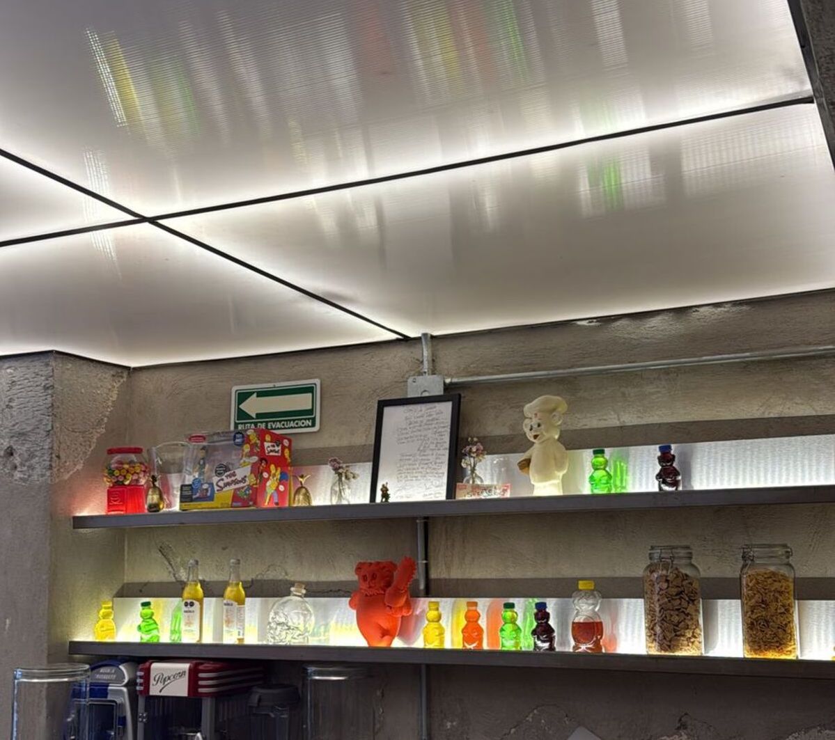 Café que hace homenaje a los osos. 